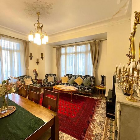 Appartement Dans Immeuble Haussmanien Algiers Exteriér fotografie
