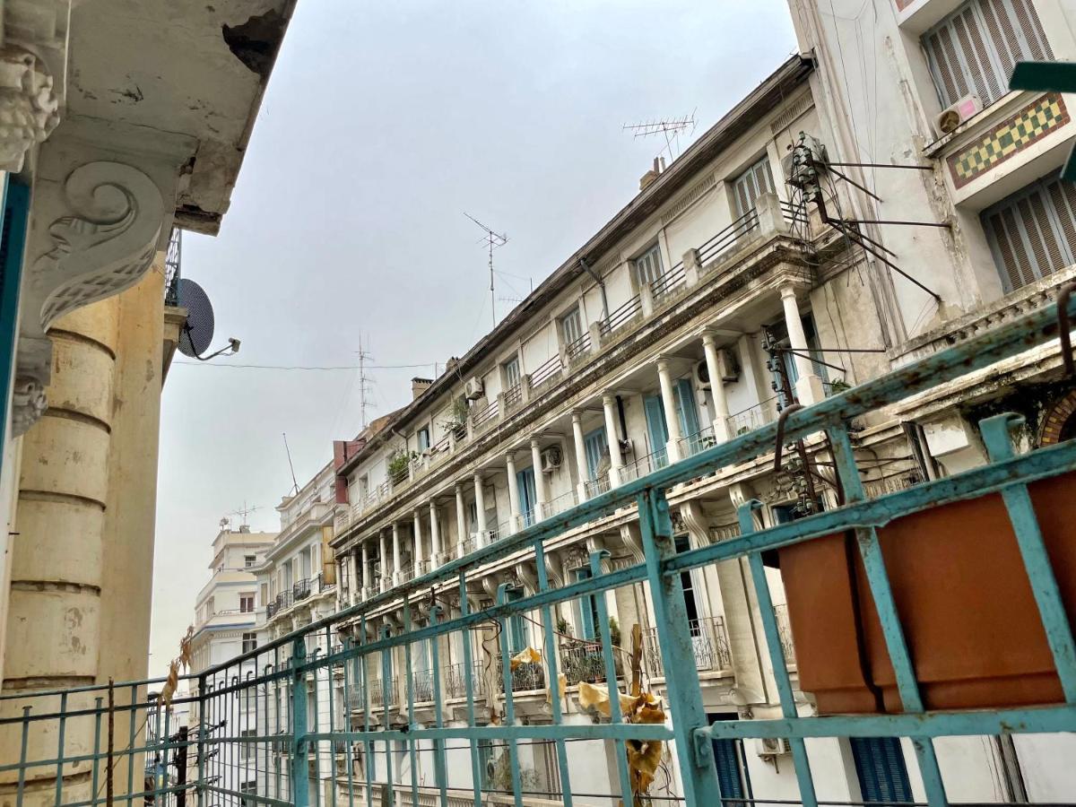 Appartement Dans Immeuble Haussmanien Algiers Exteriér fotografie