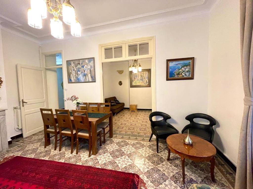 Appartement Dans Immeuble Haussmanien Algiers Exteriér fotografie