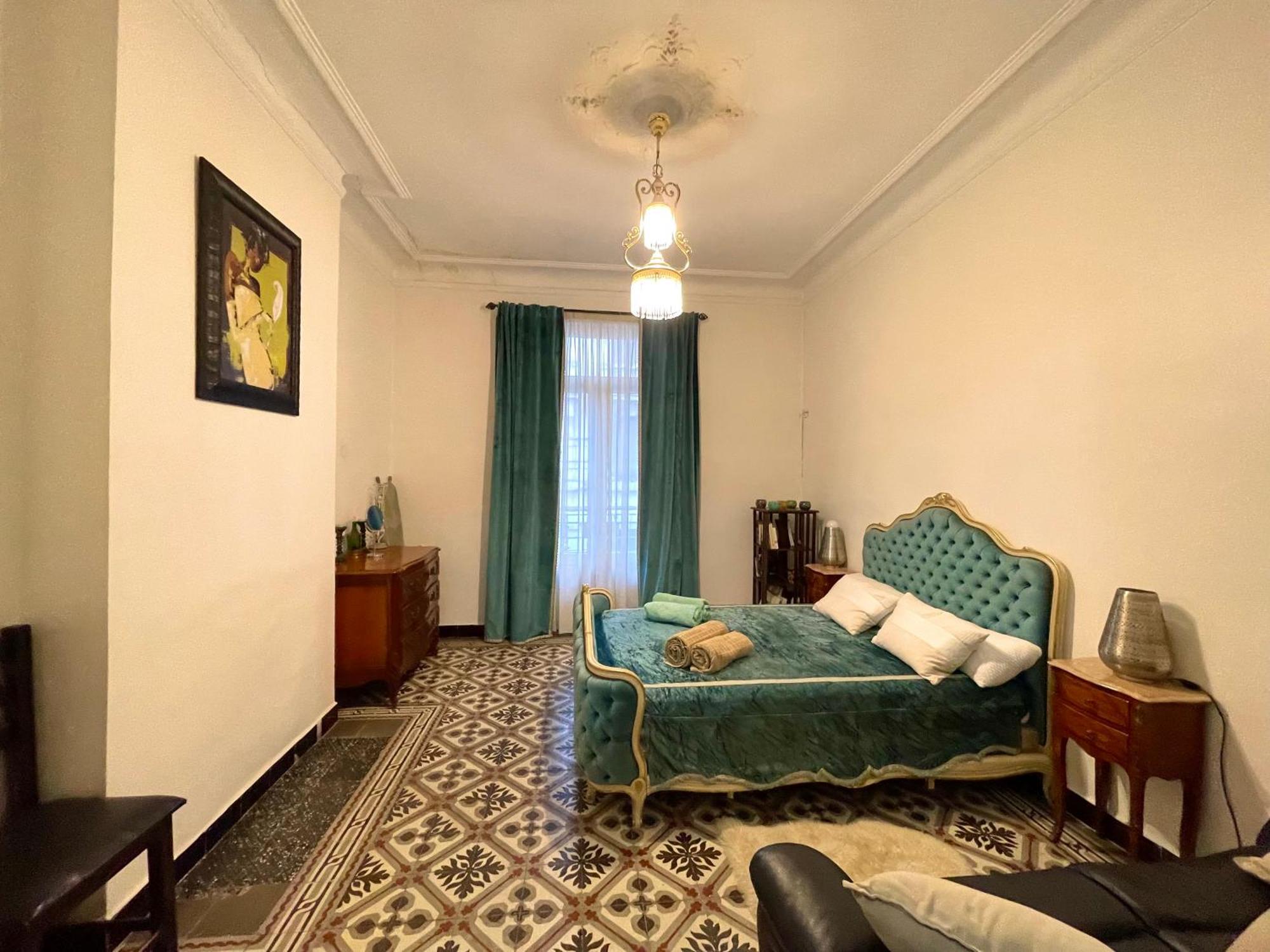Appartement Dans Immeuble Haussmanien Algiers Exteriér fotografie