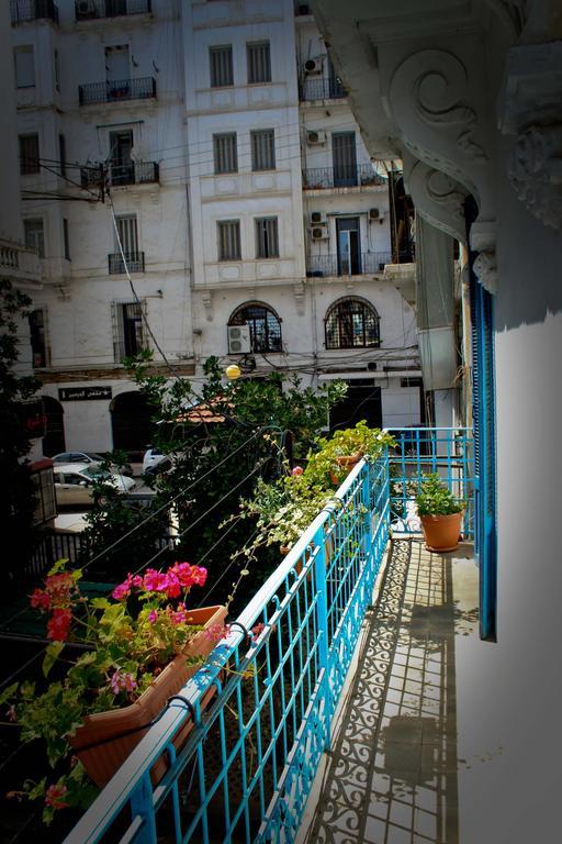 Appartement Dans Immeuble Haussmanien Algiers Exteriér fotografie
