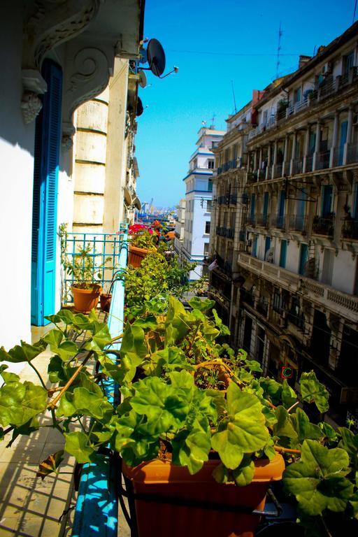 Appartement Dans Immeuble Haussmanien Algiers Exteriér fotografie
